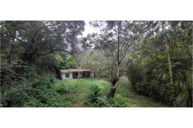 Casas, Venta, La Buitrera - $900.000.000