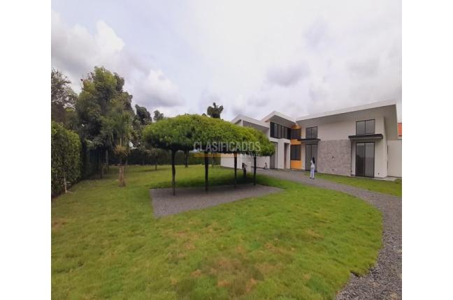 Casas, Venta, Ginebra - $3.400.000.000