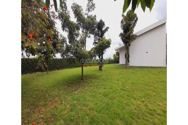 Casas, Venta, Ginebra - $3.400.000.000