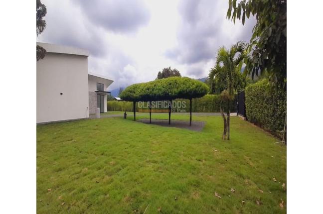 Casas, Venta, Ginebra - $3.400.000.000