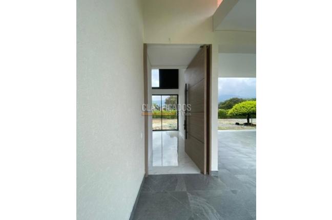 Casas, Venta, Ginebra - $3.400.000.000