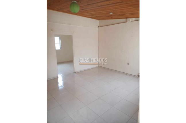 Casas, Venta, Libertadores - $235.000.000