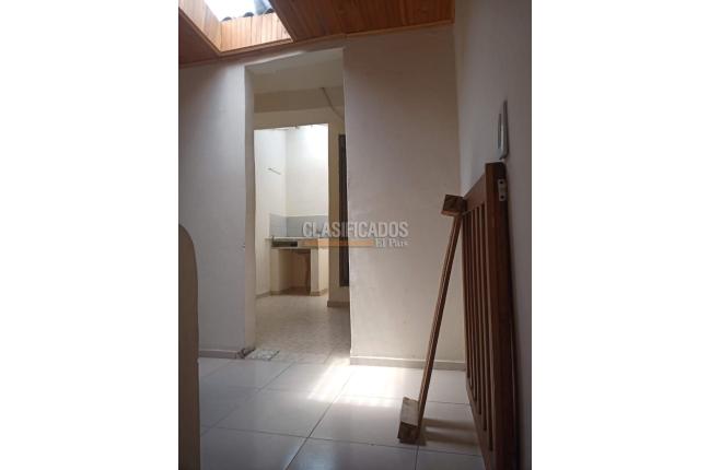 Casas, Venta, Libertadores - $235.000.000