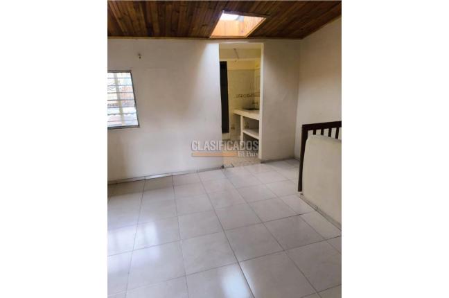 Casas, Venta, Libertadores - $235.000.000