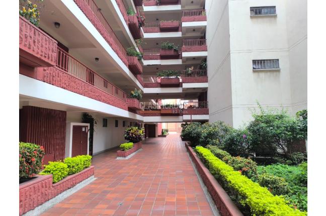 Apartamentos, Venta, El Refugio - $350.000.000