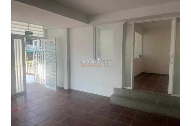 Oficinas y Consultorios, Alquiler en San Vicente