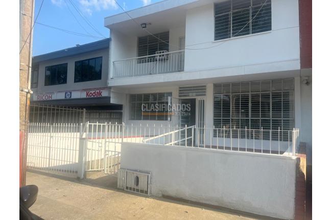 Oficinas y Consultorios, Alquiler en San Vicente