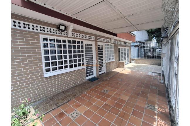 Casas, Venta en Prados del Norte