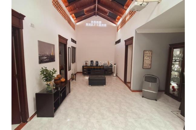 Casas, Venta en Prados del Norte