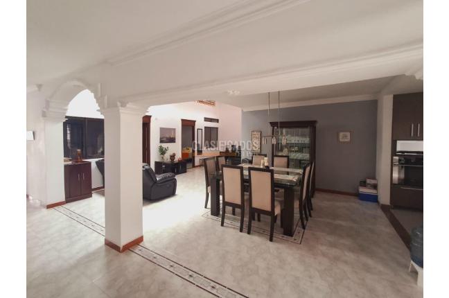 Casas, Venta, Prados del Norte - $970.000.000