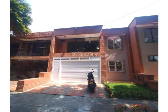 Casas, Alquiler, San Joaquín - $5.000.000