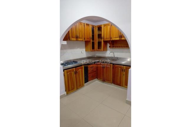 Apartamentos, Alquiler, Dos Quebradas - $2.920.000