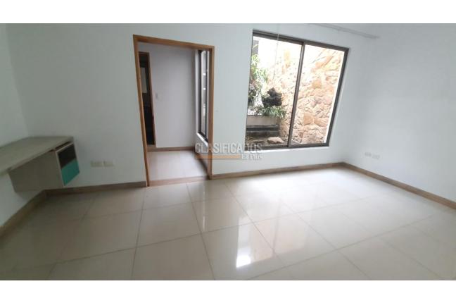 Casas, Venta, Santa Mónica Norte - $1.950.000.000