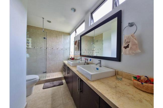 Casas, Venta, Bella Suiza - $1.100.000.000