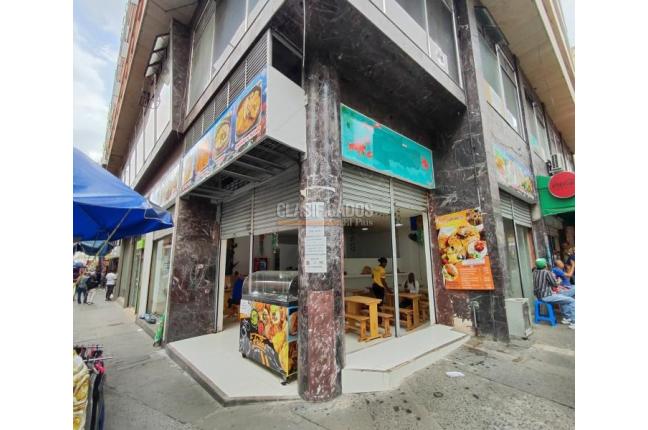 Locales y Bodegas, Venta, Centro Ccial Ciudad de Cali - $3.800.000.000