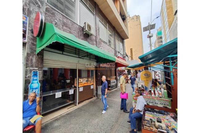 Locales y Bodegas, Venta, Centro Ccial Ciudad de Cali - $3.800.000.000
