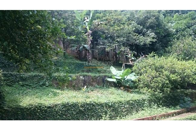 Casas, Venta, Bella Suiza - $2.400.000.000