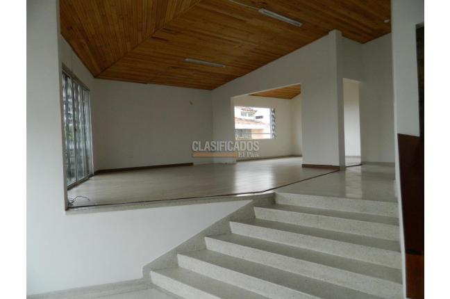 Oficinas y Consultorios, Venta, Cristales - $1.500.000.000