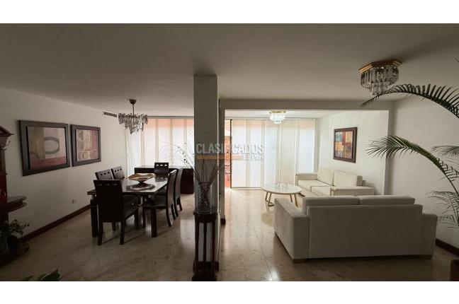 Casas, Venta en San Joaquín