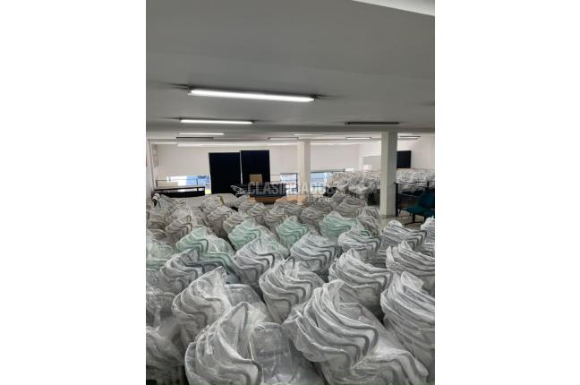 Locales y Bodegas, Alquiler, La Merced - $38.000.000