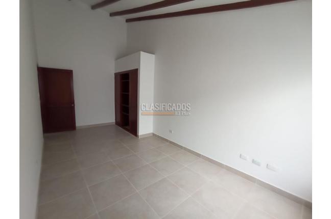 Oficinas y Consultorios, Alquiler, Versalles - $1.800.000