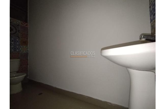 Casas, Alquiler, Miraflores - $12.000.000