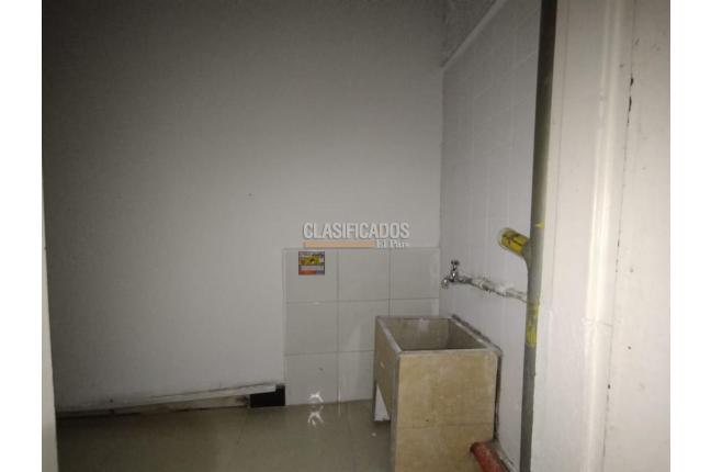 Casas, Alquiler, Miraflores - $12.000.000