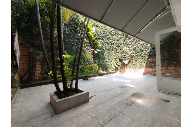 Casas, Alquiler, Miraflores - $12.000.000