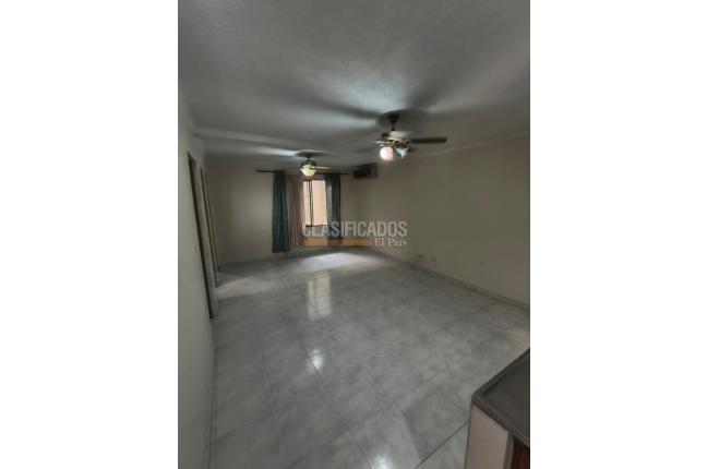 Apartamentos, Alquiler, Primero de Mayo - $1.100.000