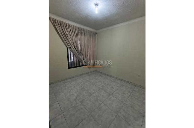 Apartamentos, Alquiler, Primero de Mayo - $1.100.000