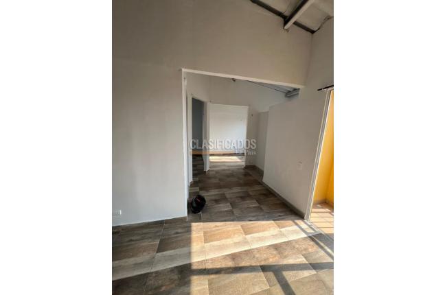 Apartamentos, Alquiler en Poblado Campestre