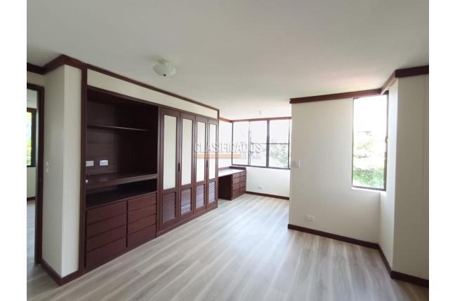 Apartamentos, Venta, Multicentro - $630.000.000