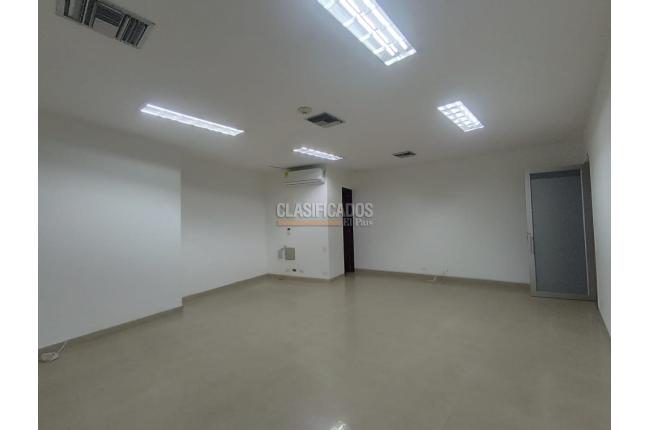 Oficinas y Consultorios, Alquiler, Centro Ccial. Unicentro - $4.580.000