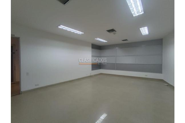 Oficinas y Consultorios, Alquiler, Centro Ccial. Unicentro - $4.580.000