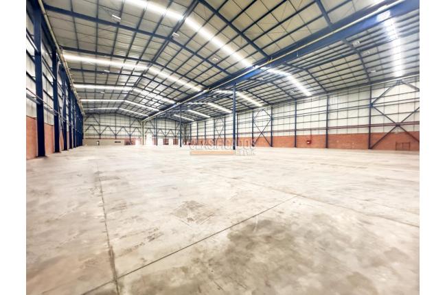 Locales y Bodegas, Alquiler, Yumbo - $97.200.000