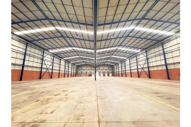 Locales y Bodegas, Alquiler en Yumbo