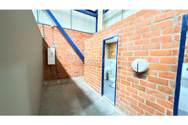 Locales y Bodegas, Alquiler, Yumbo - $97.200.000