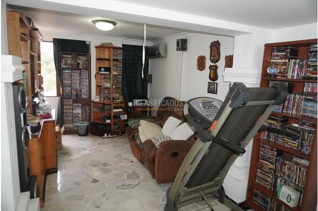 Apartamentos, Venta, El Bosque - $560.000.000