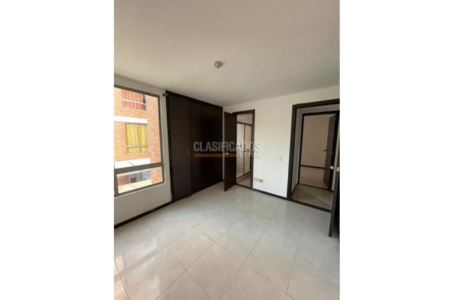 Apartamentos, Alquiler, La Hacienda - $2.200.000
