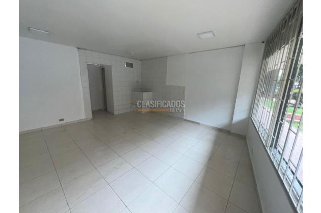 Locales y Bodegas, Alquiler, Bogotá - $4.100.000