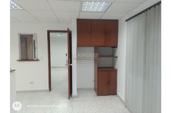 Oficinas y Consultorios, Alquiler, Granada - $2.800.000