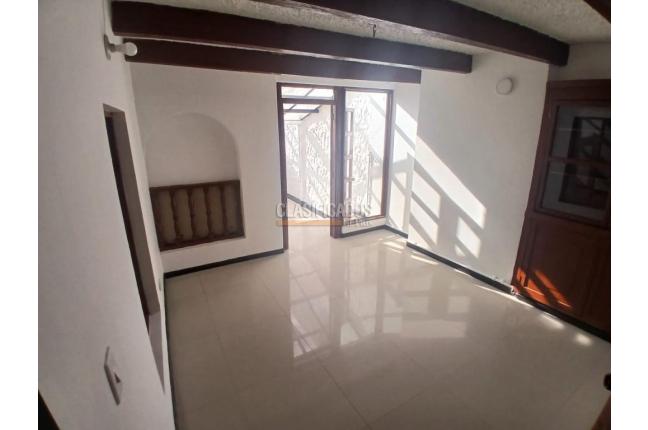 Casas, Alquiler, Bogotá - $8.500.000