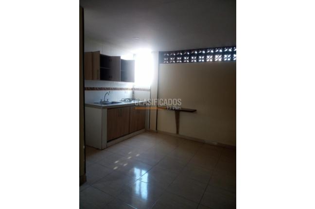 Apartaestudios, Alquiler, Santa Mónica Popular - $650.000