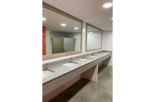 Locales y Bodegas, Venta, Acopi - $3.750.000.000