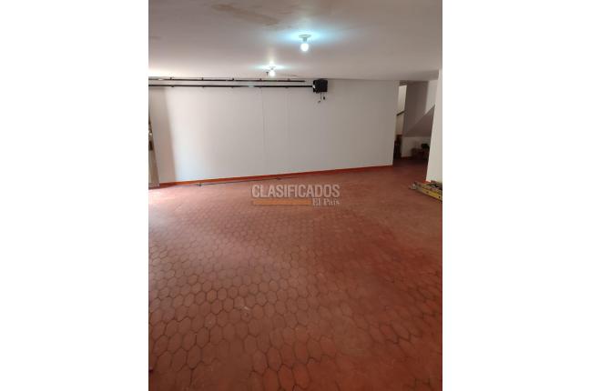 Casas, Alquiler, Miraflores - $8.000.000