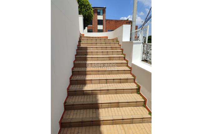 Casas, Alquiler, Miraflores - $8.000.000