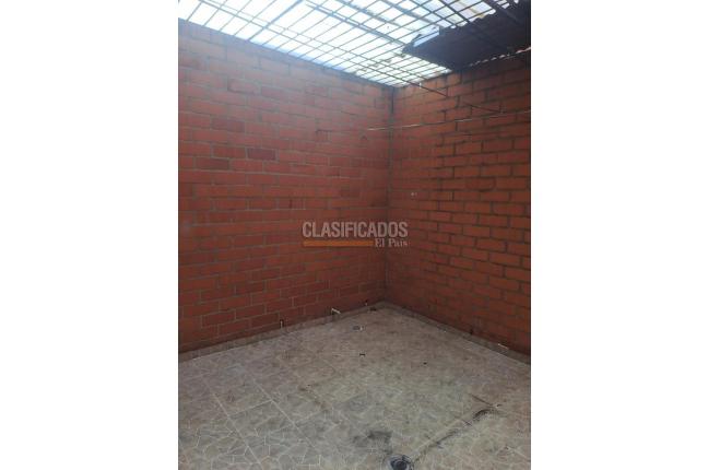 Casas, Alquiler, La Espadaña - $2.100.000