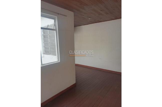 Casas, Alquiler, Bogotá - $2.420.000