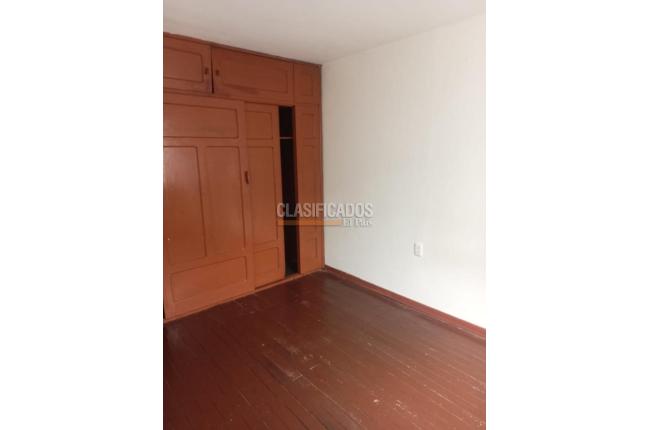 Casas, Alquiler, Bogotá - $2.420.000