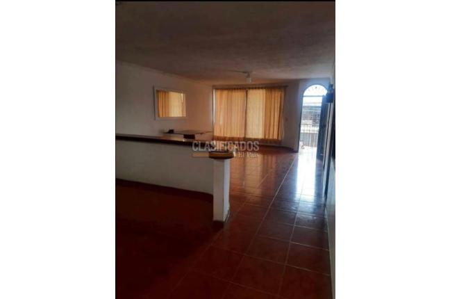 Casas, Venta en Cristóbal Colón